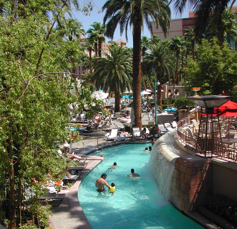 True 1Br Balcony Suite With Strip View At Mgm Signature Las Vegas Exterior photo