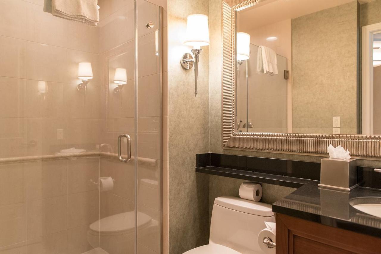 True 1Br Balcony Suite With Strip View At Mgm Signature Las Vegas Exterior photo
