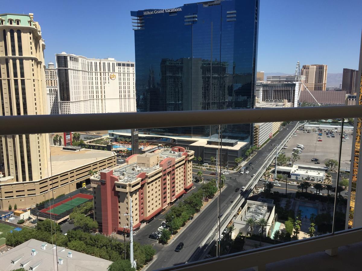True 1Br Balcony Suite With Strip View At Mgm Signature Las Vegas Exterior photo